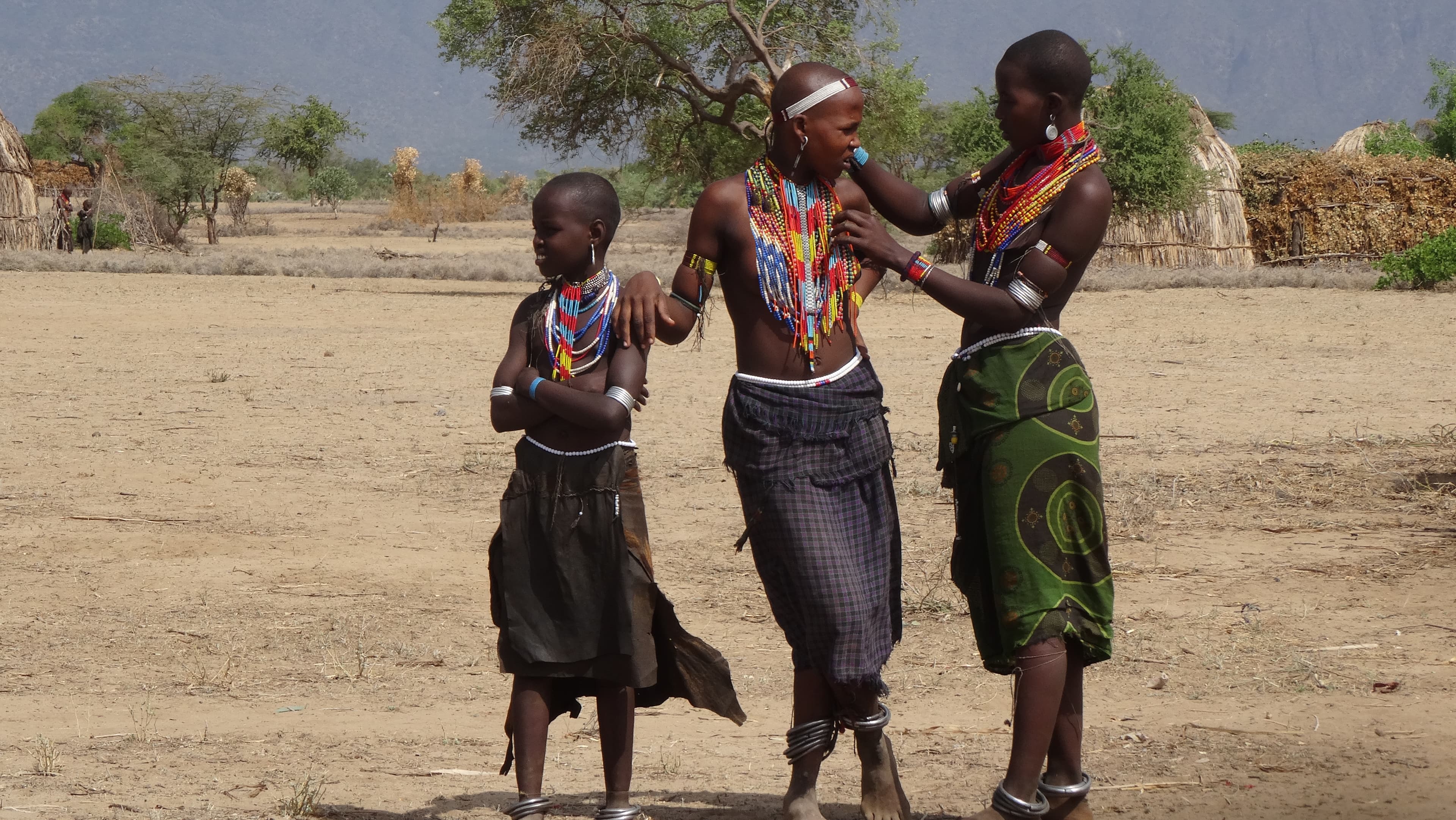 Community life and traditional dress in the Lower Omo Valley, Ethiopia